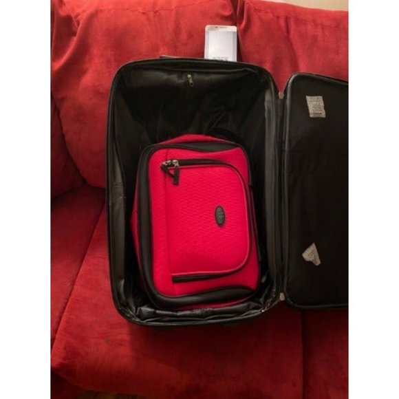 Rio Rugged Fabric Expandable Carry-On Luggage Set, Red, 2 Count(Pack of 1) - Picture 3 of 3